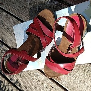 Women's Mossimo Supply shoes, Size 6